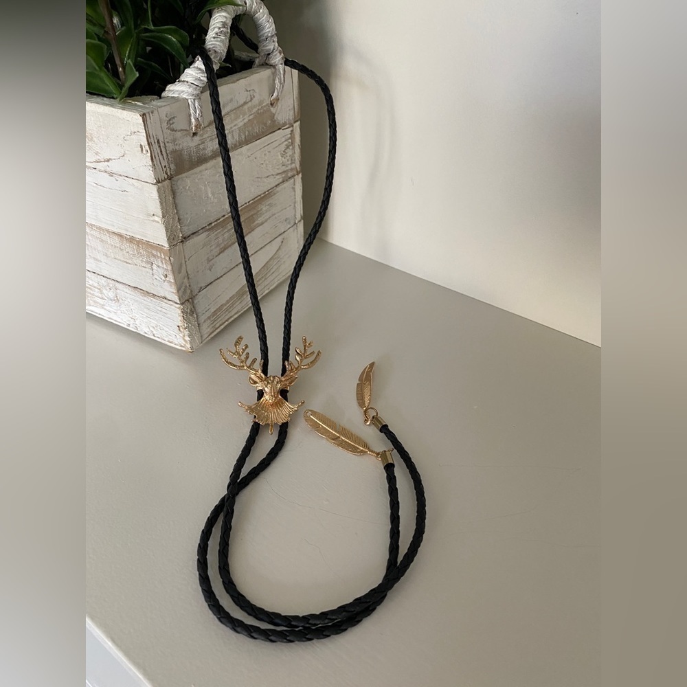 Vintage Lariat / Bolo Tie Necklace ~Western / Line Dancing / Cowboy Moose Head